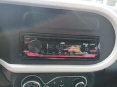 Twingo III E-Tech Authentic 2022 occasion 08000 Charleville-M&eacute;zi&egrave;res