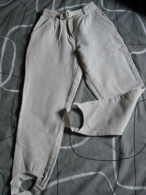 pantalon velours fuseau 4 Cramont (80)