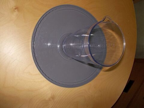 Couvercle plat � tarte + verre doseur 4 Tarbes (65)