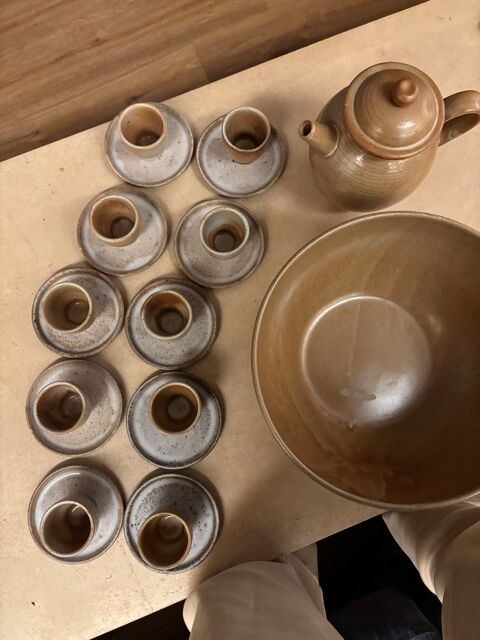 SERVICE COMPLET A PUNCH  10 TASSES SUR SOUCOUPES PICHET 150 Loudun (86)