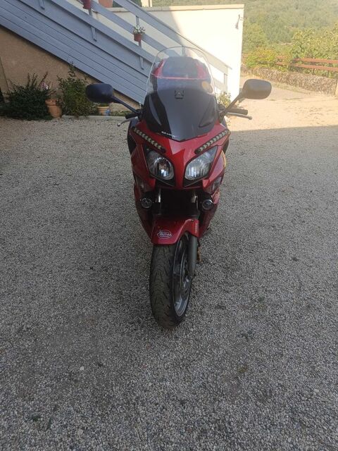 Moto HONDA 2011 occasion Le Perr&eacute;on 69460