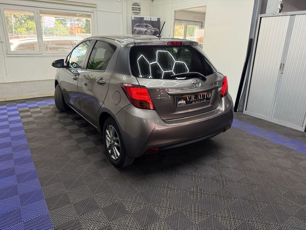 Yaris 100 VVT-i Design 2017 occasion 69120 Vaulx-en-Velin