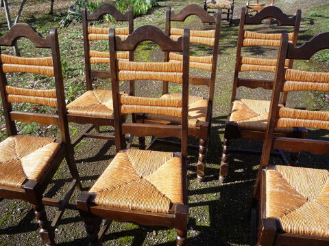 Chaise/Chaises paillées,chevet/table de nuit 35 Castres (81)