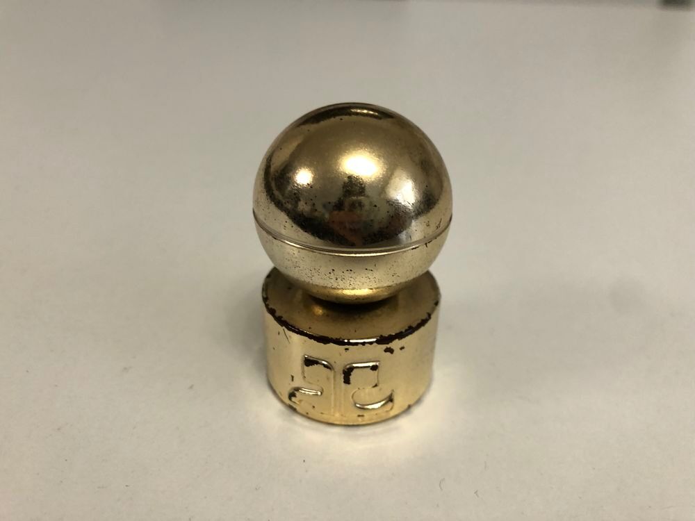 Miniature de parfum Courrege 