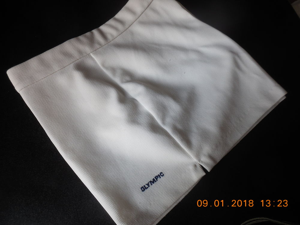short vintage olympic t 40 42 Vêtements