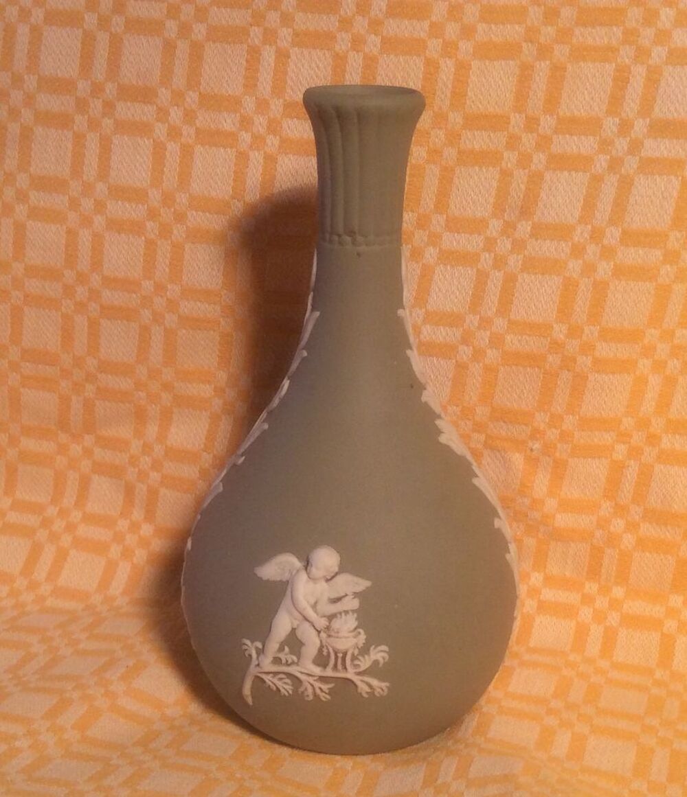 vase soliflore wedgwood Décoration