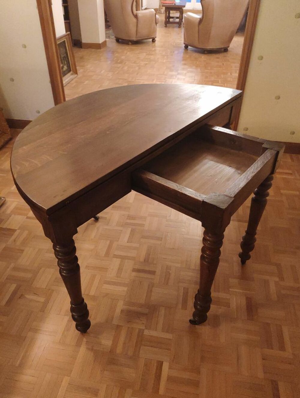 Table ch&ecirc;ne ouvrante demi-lune parfait &eacute;tat Meubles