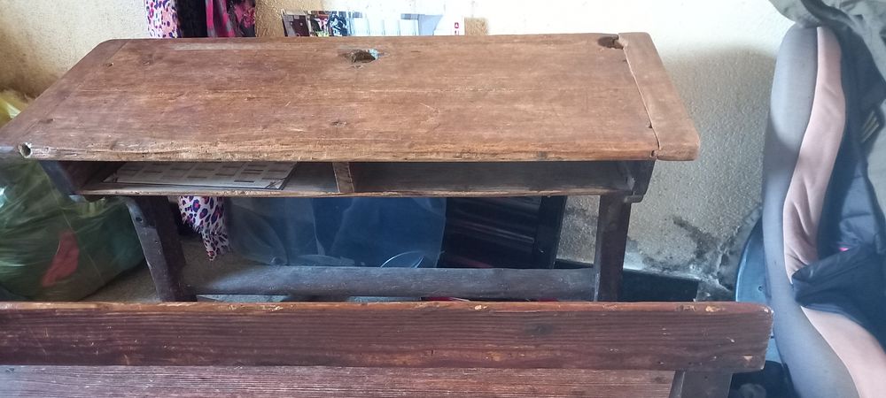 bureau d'&eacute;colier/ commode/ fauteuil t&eacute;l&eacute;phone Meubles