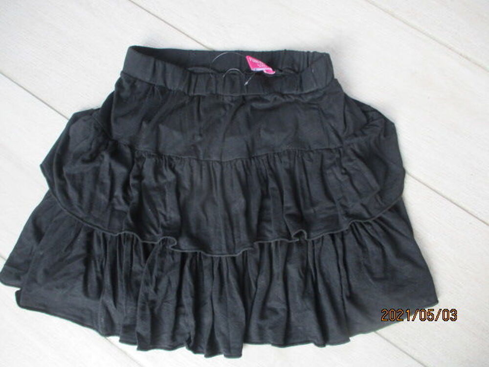 jupe &agrave; volant Vêtements enfants
