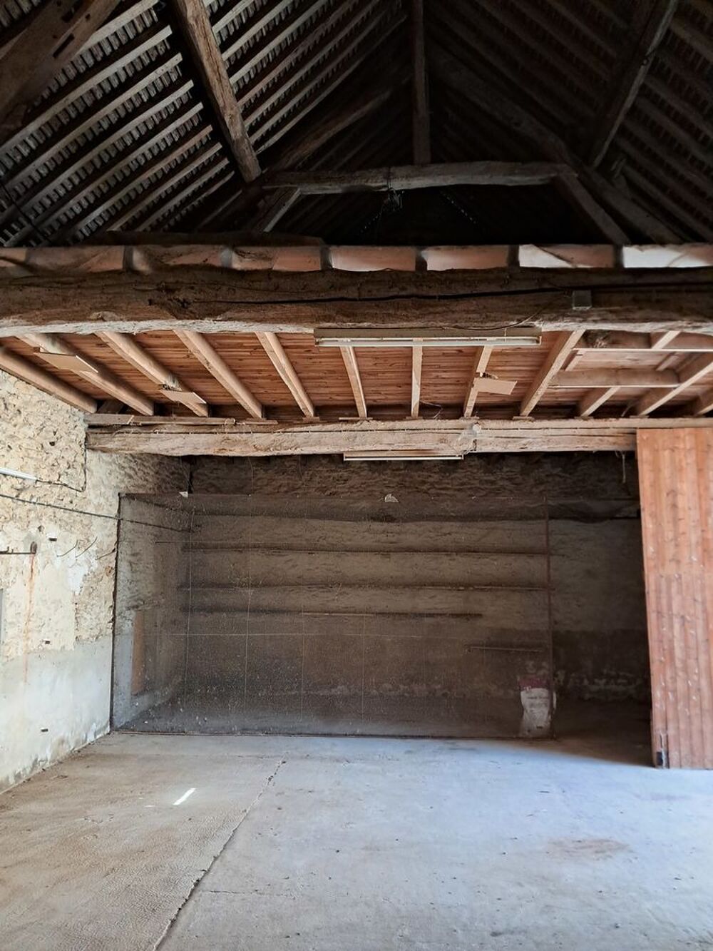 Vente Maison Maison habitable de suite fort potentiel Flogny-la-chapelle