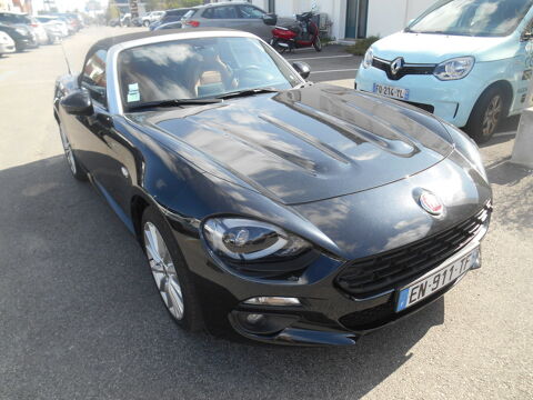 Fiat 124 spider 124 SPIDER 1.4 MultiAir 140 ch Lusso Plus 2017 occasion Anglet 64600