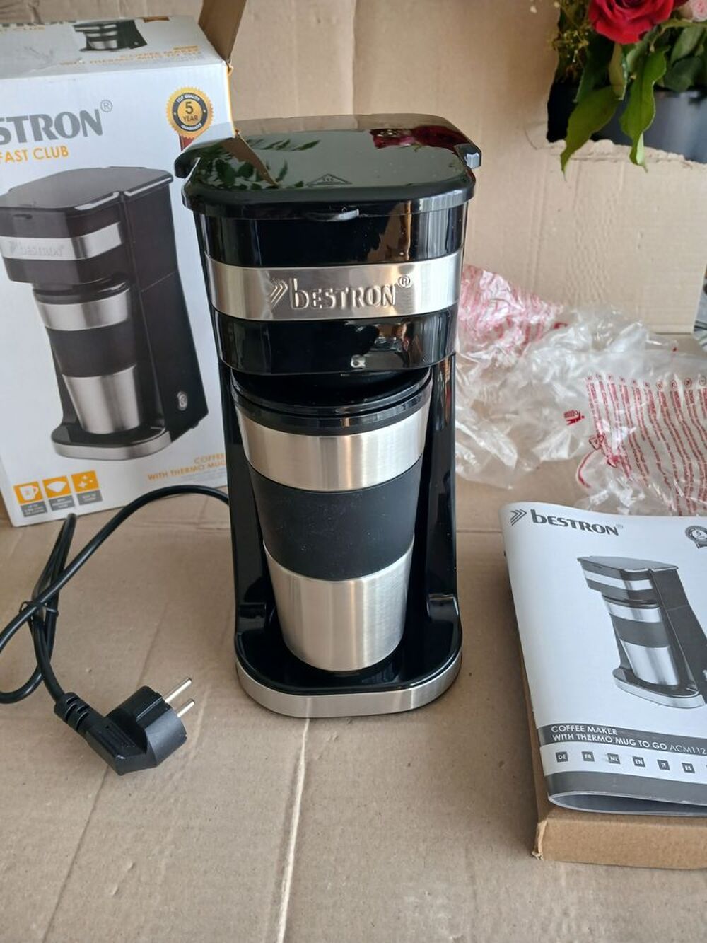 Caferiere avec mug thermique Electroménager