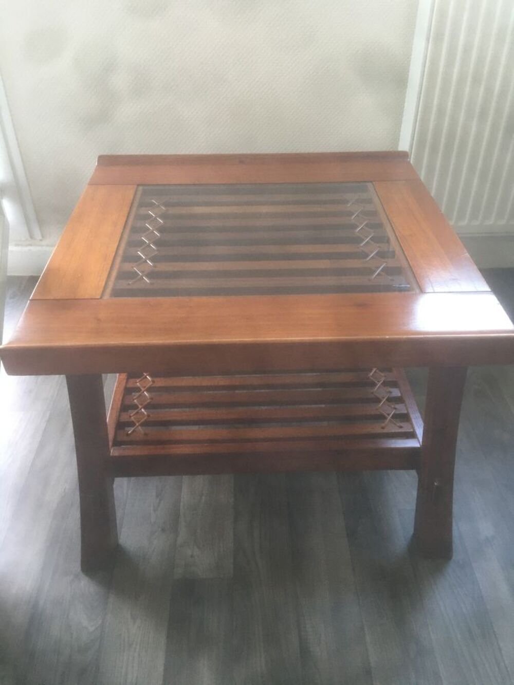 Table basse carr&eacute; en bois Meubles