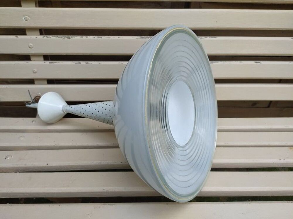 Suspension Lampe Holophane Design Mathieu Mat&eacute;got. Décoration