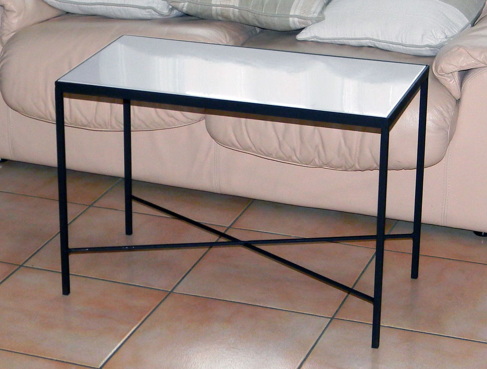 Table basse acier forg&eacute; et c&eacute;ramique Meubles