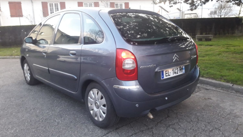 Citro&euml;n Picasso Xsara 1.6 HDi 110 Exclusive 2006 occasion Saint-Martin-d'H&egrave;res 38400