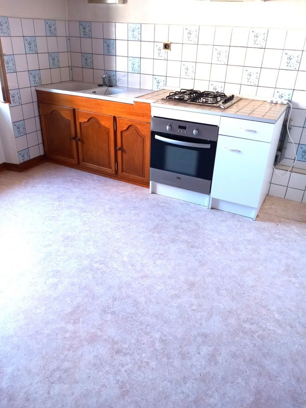 Location Appartement BADEVEL T.2 AVEC GARAGE DANS MAISON Badevel