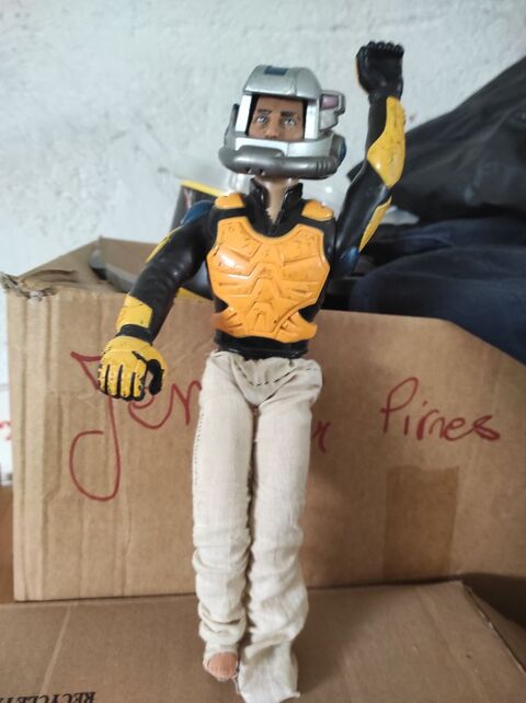 15� action Man avec v�hicule 15 Accolay (89)