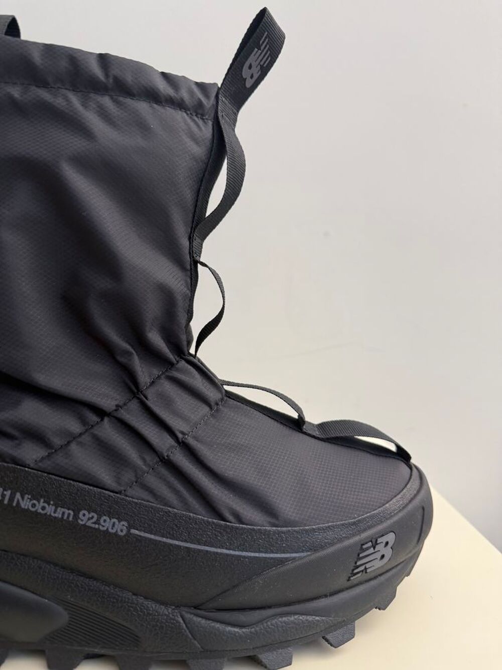 New Balance Tokyo Design Studio Niobium C_3 Chaussures