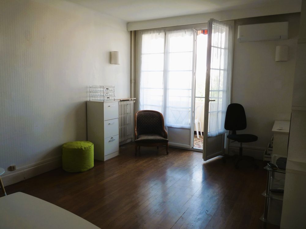Location Appartement T2 meublé gratte ciel Villeurbanne