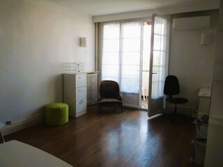  Appartement à louer 2 pièces 55 m²