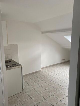  Appartement à louer 1 pièce 25 m² Saint-maur-des-fossés