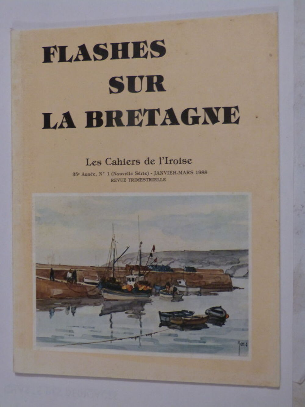 FLASHES SUR LA BRETAGNE Livres et BD