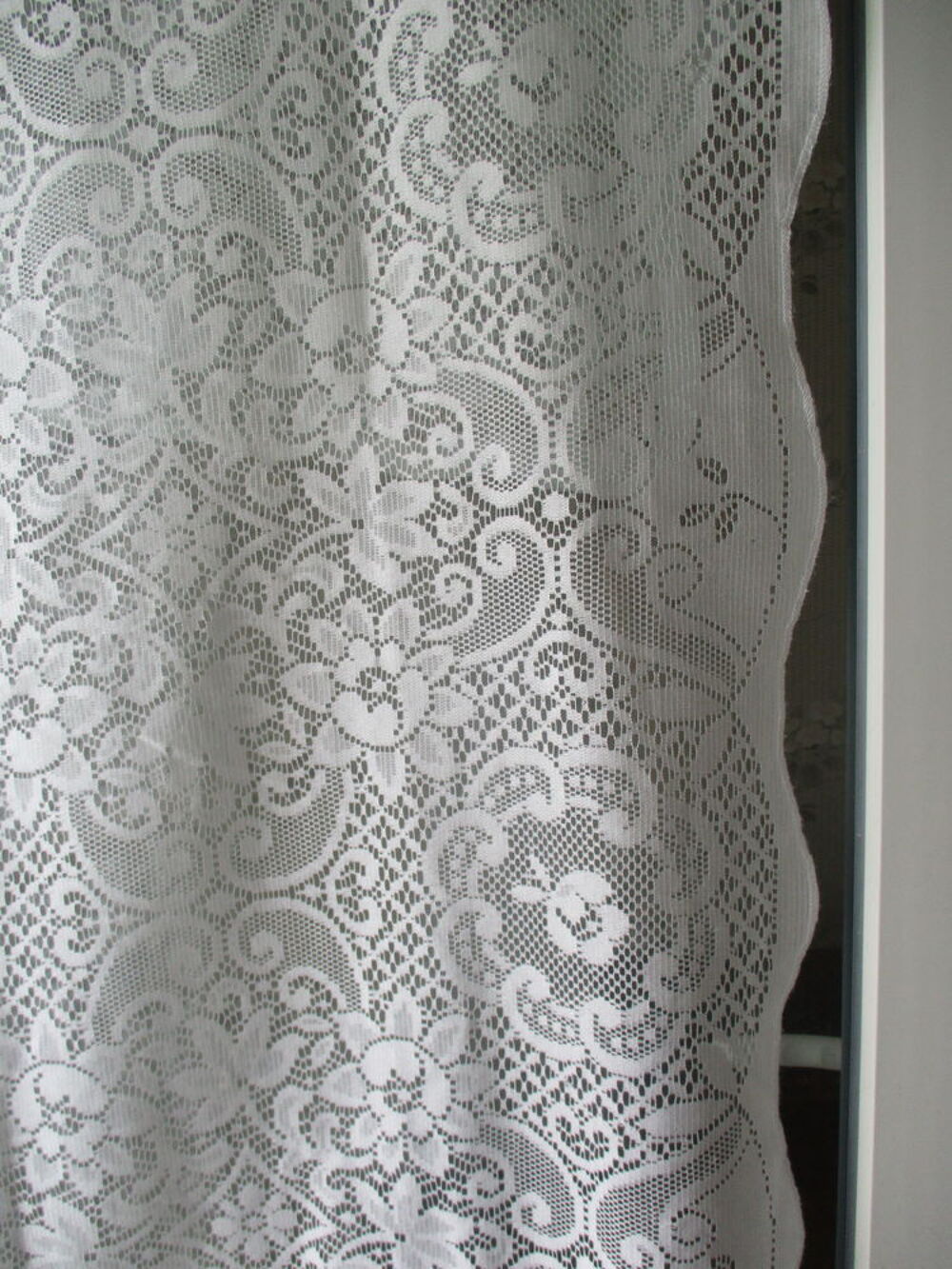 Panneau Voilage L&eacute;ger : 208 cm de Long x 183 cm de larg. Décoration