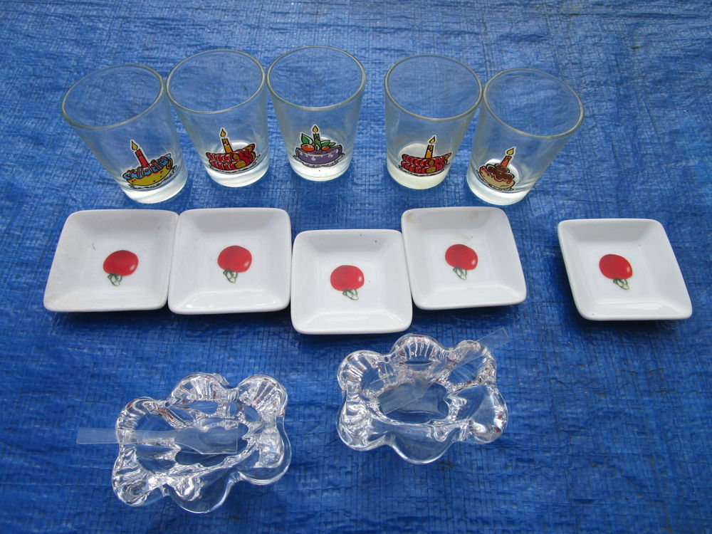LOT VERRE +SOUCOUPE ANNIVERSAIRE
Cuisine