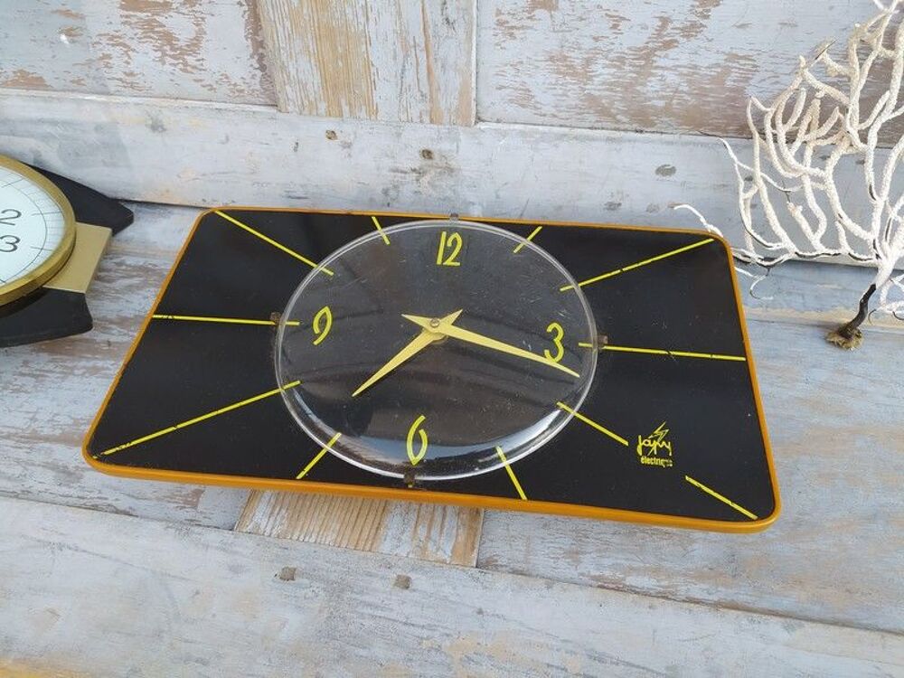 Ancienne Pendule Japy Noire et Jaune Vintage

