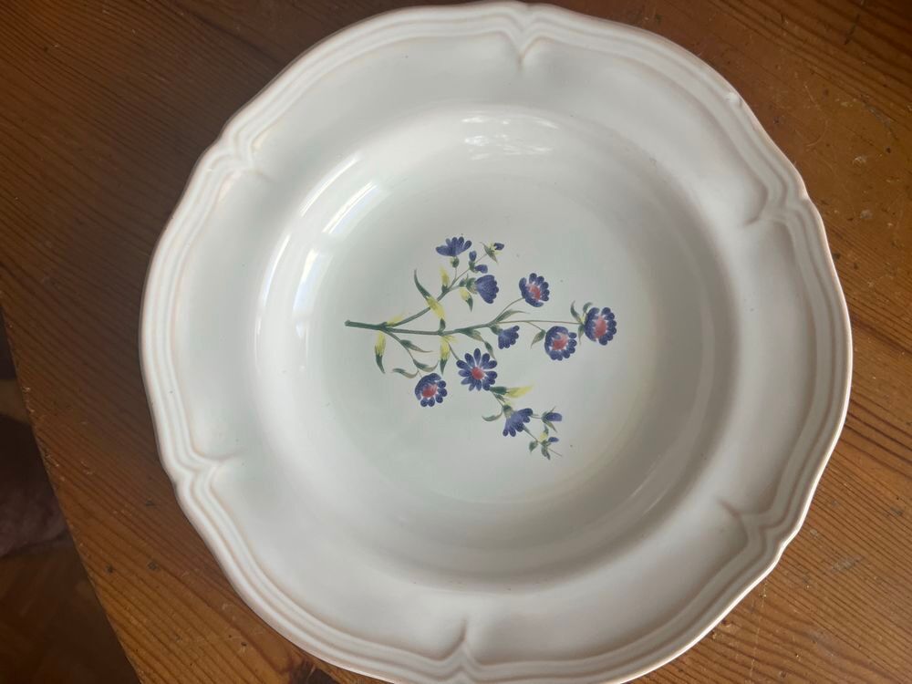 belles assiettes fabriqu&eacute;es &agrave; Gien Décoration