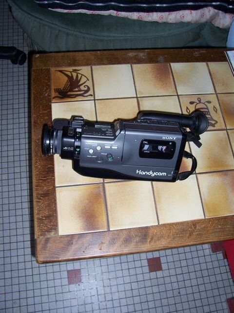 CAMESCOPE SONY AMDYCAM 60 Soullans (85)