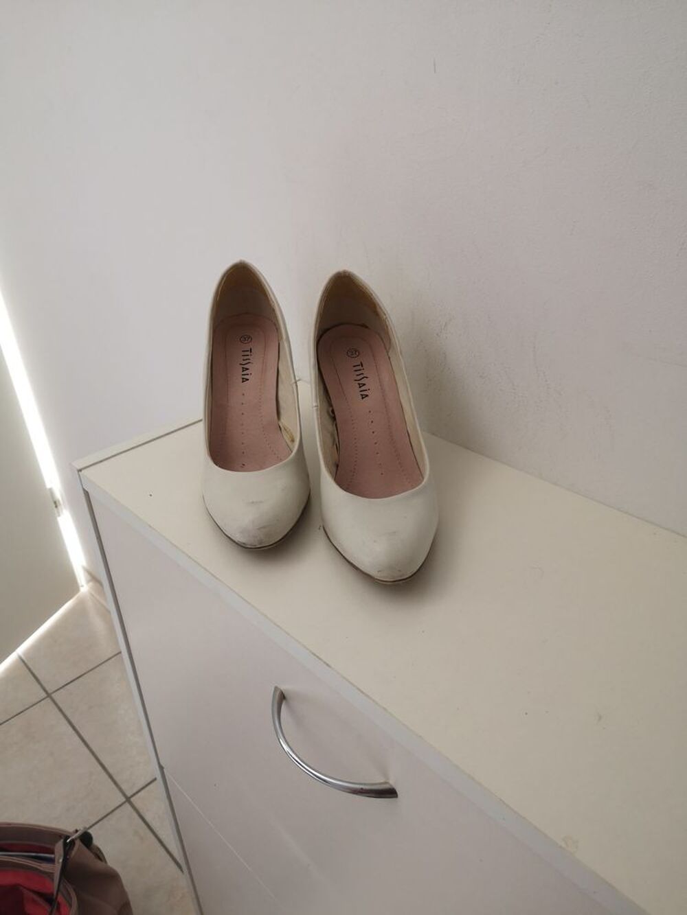 escarpins Blanc Cass&eacute; Chaussures