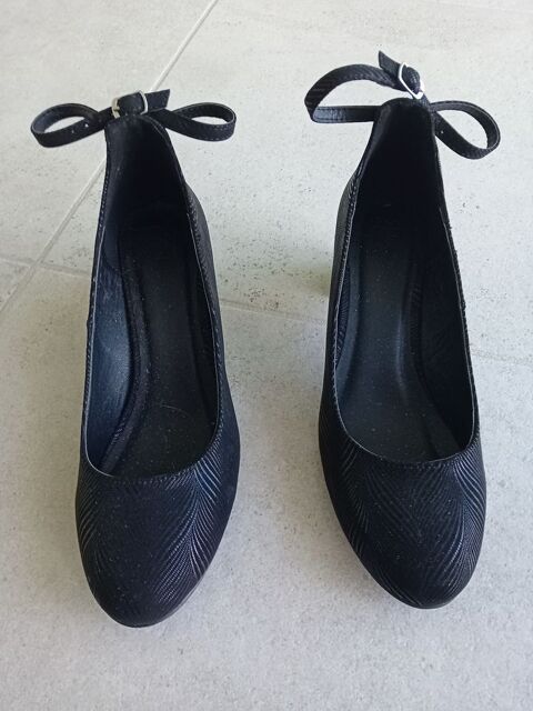 Escarpins Marque   LH   Taille 40 10 Saint-Dizier (52)