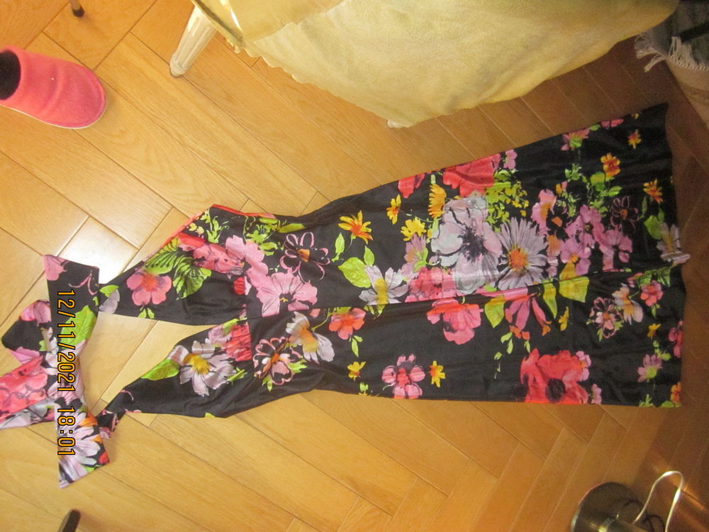 robe de soir&eacute;e
Vêtements