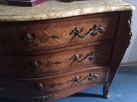 commode en bois de rose Vanves (92)