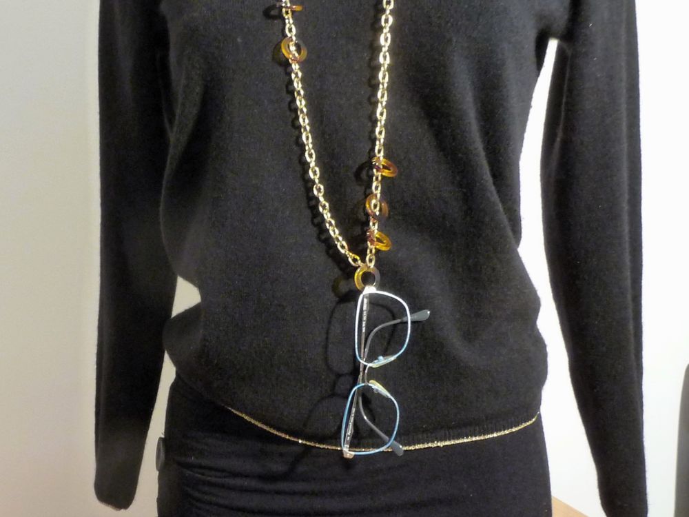 Collier/ Sautoir en M&eacute;tal Dor&eacute; avec Breloques Rondes Bijoux et montres