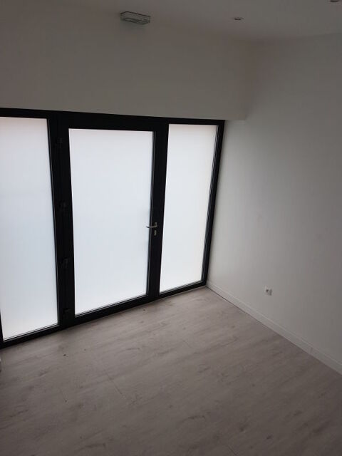 Local commercial Angle sur rue Construction ann&eacute;es 19... 600 54000 Nancy