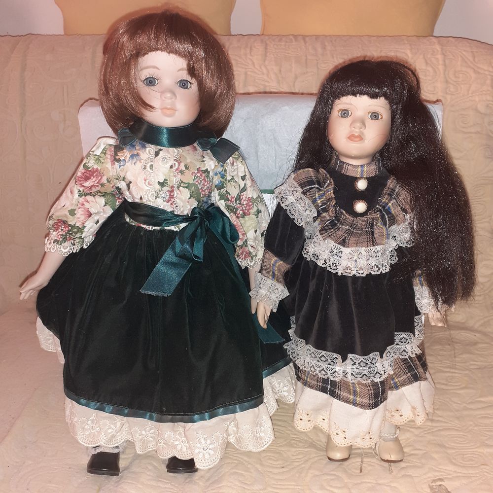 Deux Poupee Tete Biscuit 