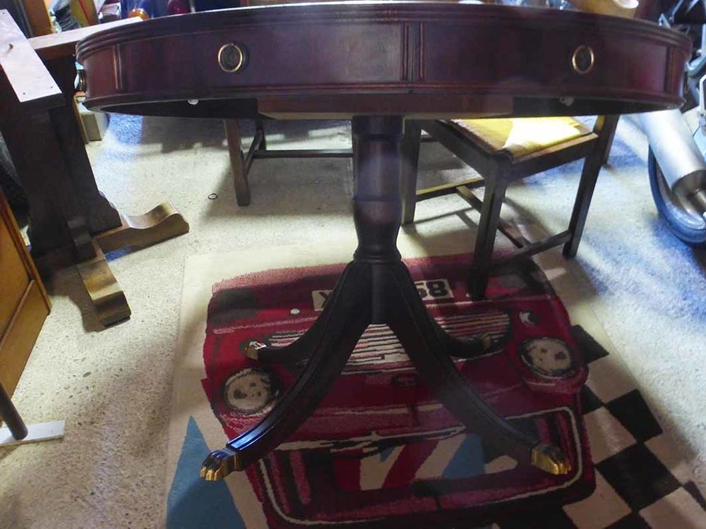 Table ronde dessus cuis Meubles