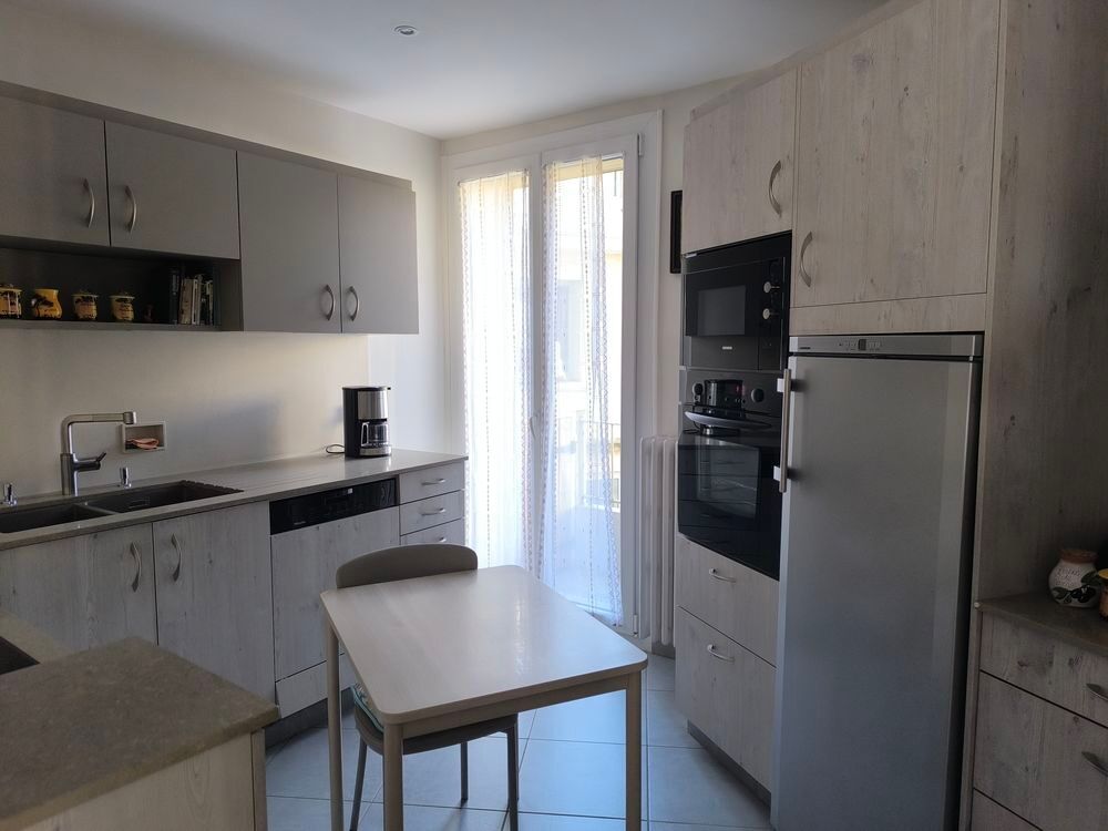 Vente Appartement Vaste T4 en parfait état, quartier préfecture Grenoble
