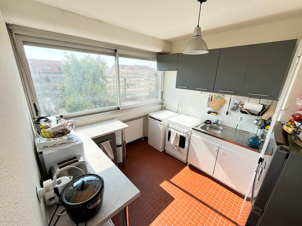 Vente Appartement T2 de 45m² Villeurbanne, entre République et Gratte-Ciel Villeurbanne
