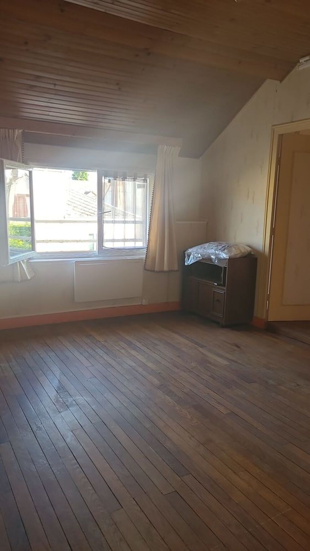 Location Appartement APPARTEMENT MEUBLÉ LUMINEUX ? 43 m² - direct propriétaire Montargis