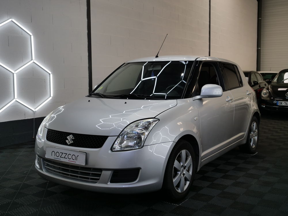 Swift 1.3 GL 2009 occasion 69330 Pusignan