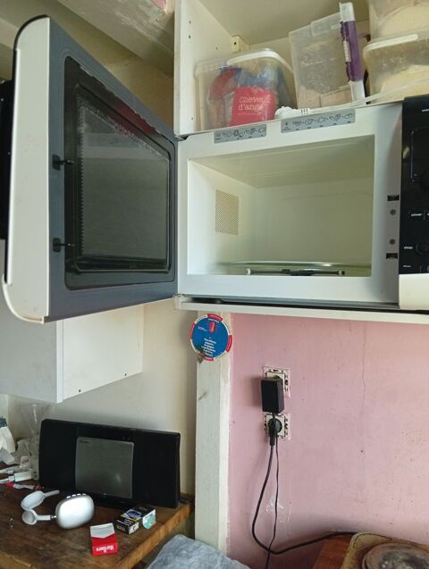 Micro-onde whirlpool Paris 18 (75)