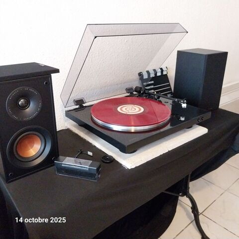 Platine/enceintes 215 Claira (66)