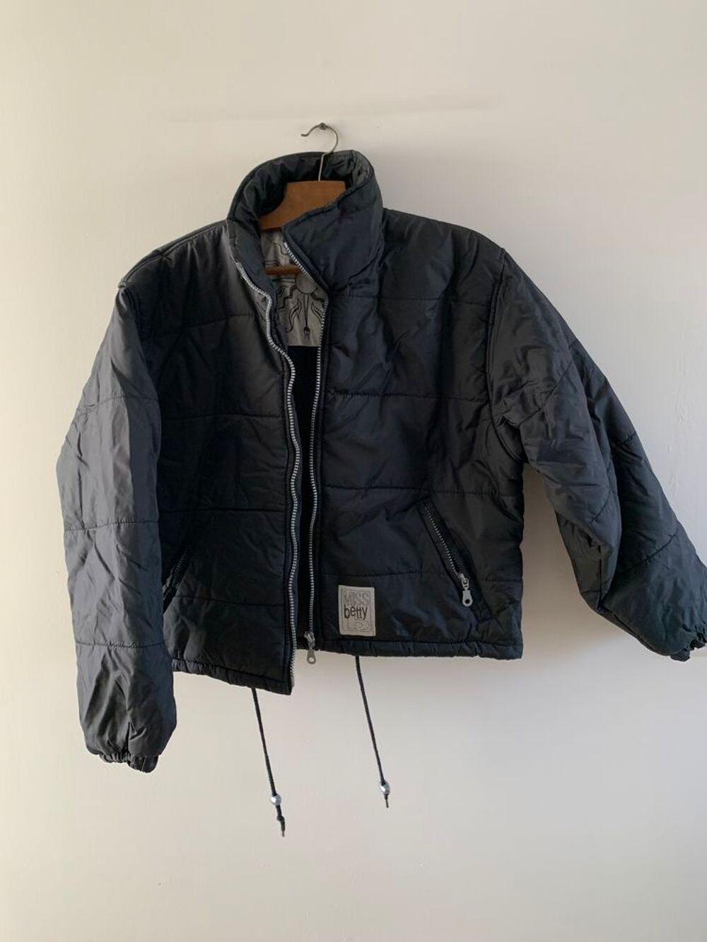blouson noir miss betty doudoune 42/44 Vêtements
