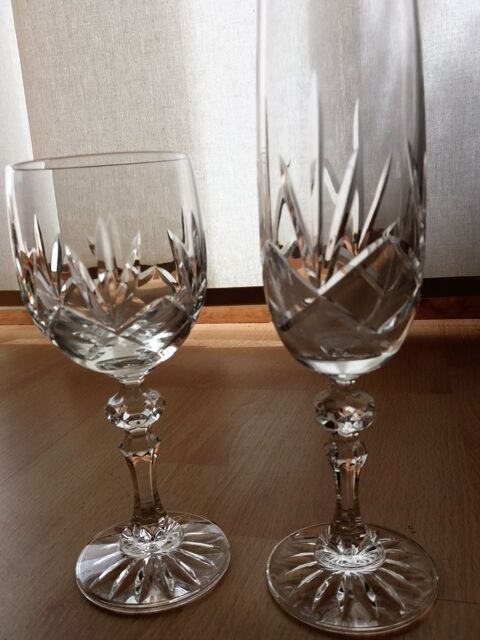 Verres � vin, verres � eau et carafes, Cristal de Paris N3 0 Chassieu (69)