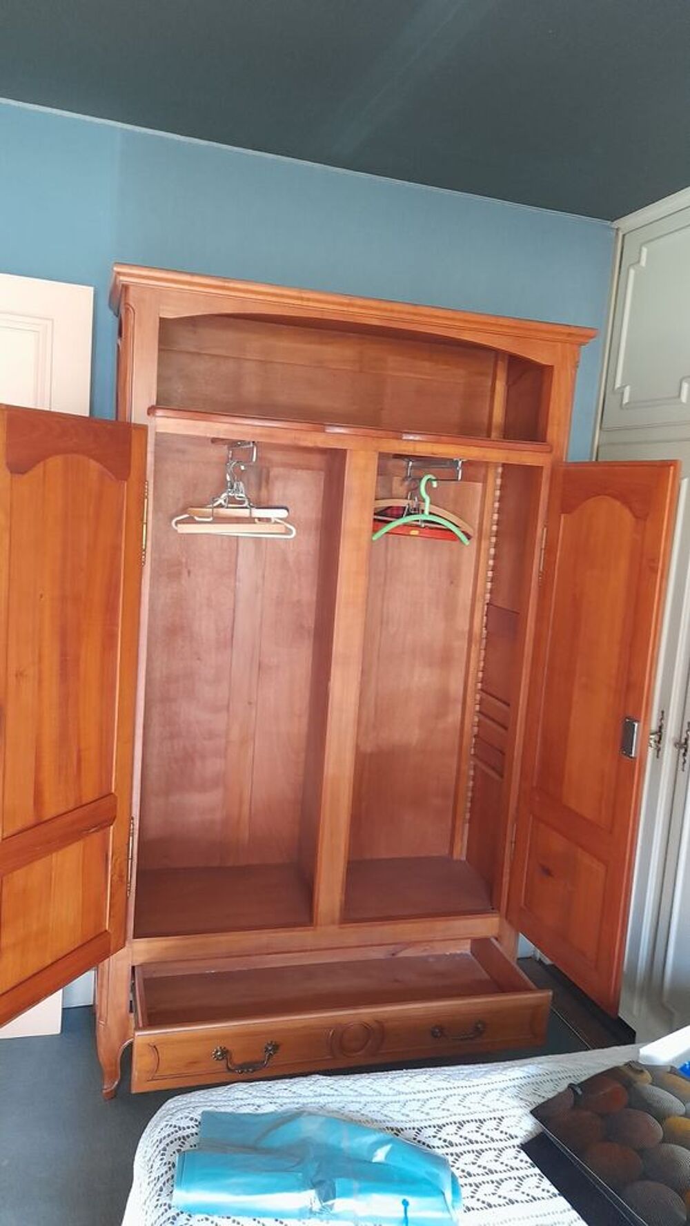Armoire penderie 2 portes Meubles