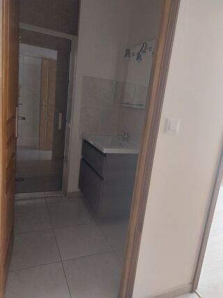  Appartement � louer 2 pi�ces 43 m� Ch�tillon-en-bazois